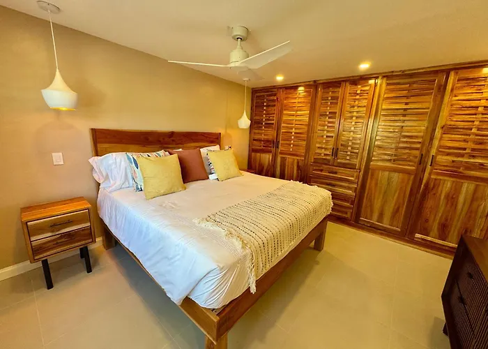 Hospitality Expert Swf104 Pool Beach Chef